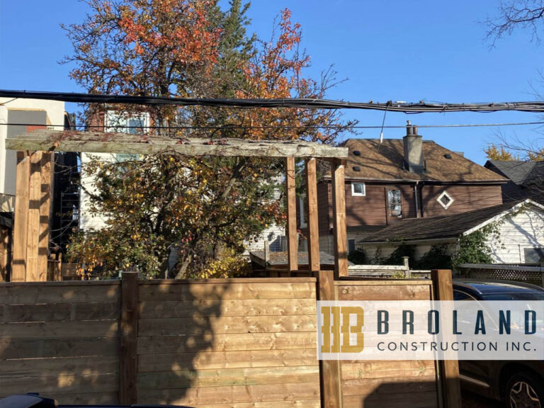 LangfordAve-Fence-Pergola-00
