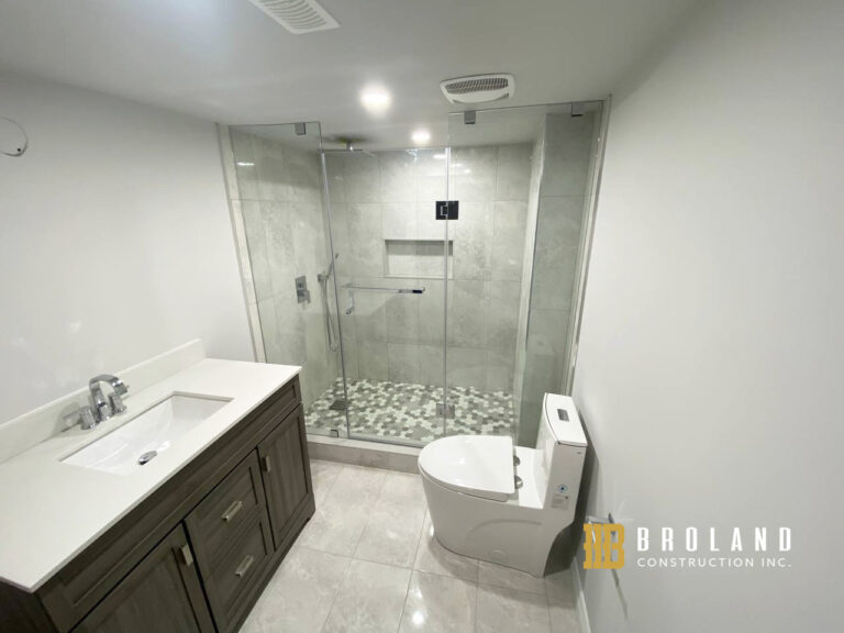 333MavrinacBlvd-BathroomRenovation-00